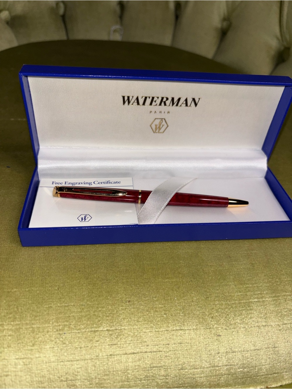 The Standard Waterman Paris Series Ballpoint Pen in Burgundy & Gold